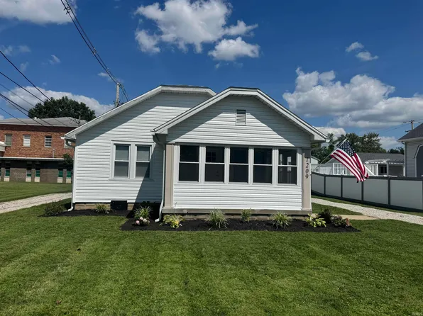 1209 N Boeke Rd, Evansville, IN 47711