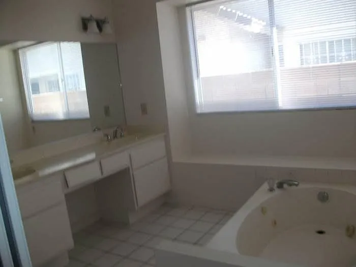 2998 Kennewick Dr — Photo 6