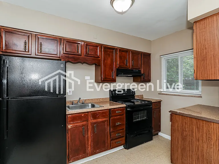 2030 Faywood Dr — Photo 6