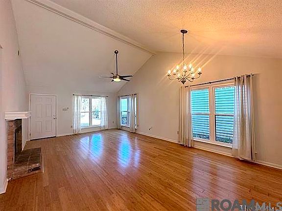 4th image of 419 Bonarbridge Dr