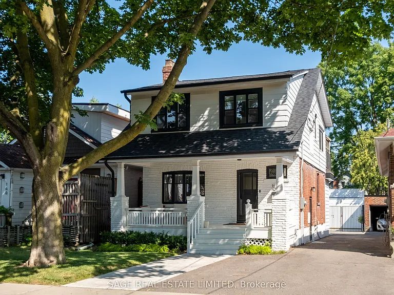 162 John St — Photo 1
