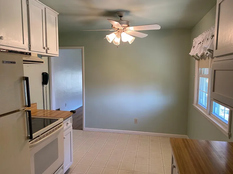 2029 Austin Ln — Photo 8