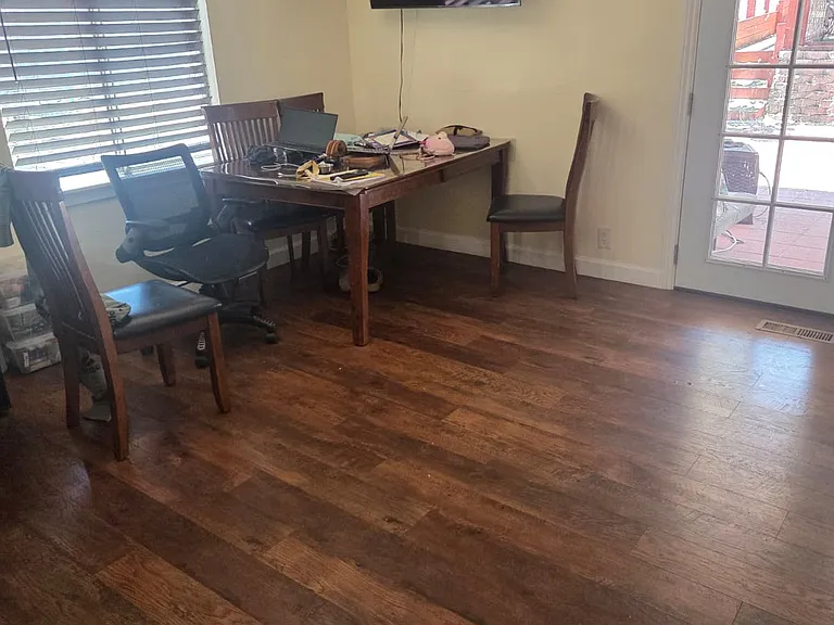 2432 Topaz Dr — Photo 4