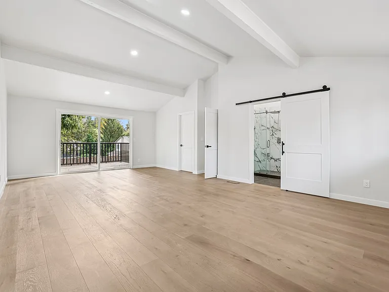 5114 Picnic Point Rd — Photo 32
