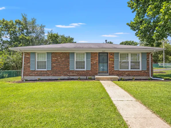 1265 Cherbourg Rd, Lexington, KY 40504