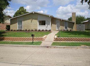 2009 Warberry Rd, Carrollton, TX 75007