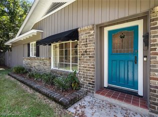 106 W Sherwood Dr, Mobile, AL 36606