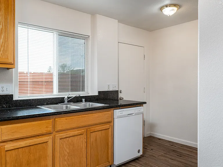 Morgan Manor - Lexar Drive — Photo 16