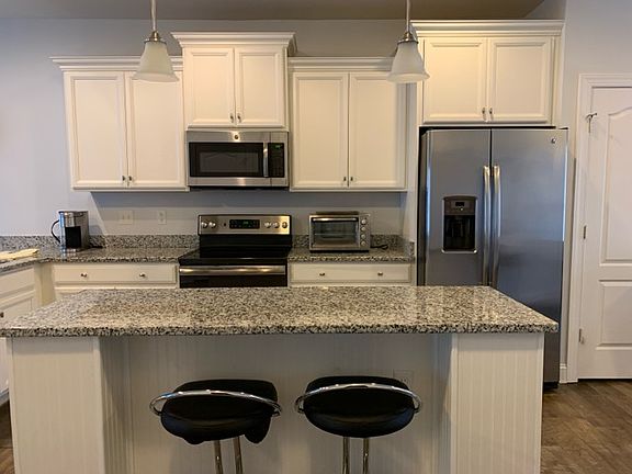 4th image of 104 Eagle Ct