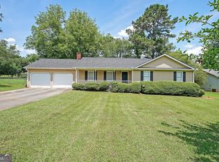 1221 Eli Ln, Lawrenceville, GA 30045
