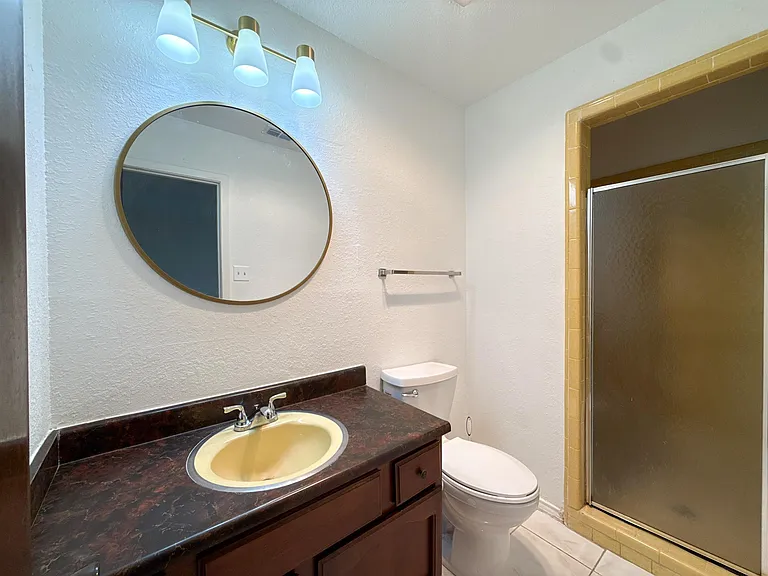 201 Gumwood Ln — Photo 17