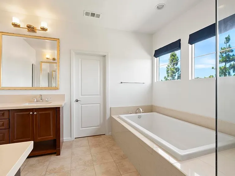 6820 Lopez Canyon Way — Photo 26
