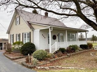 808 Mercer Rd, Greenville, PA 16125