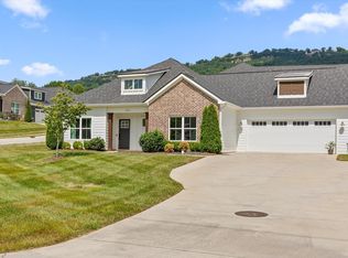 804 Wellstone Dr, Chattanooga, TN 37405