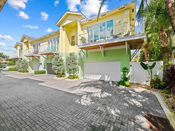 3222 NE 16th Street, Pompano Beach, FL 33062