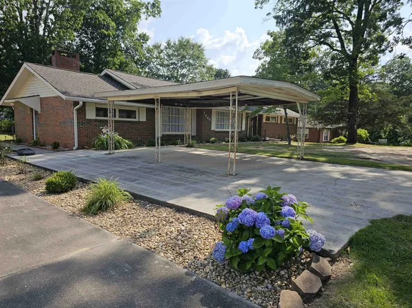 1606 Woodland St NW, Cullman, AL 35055