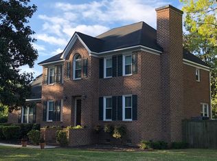 1914 Sandcroft Dr, Charleston, SC 29407