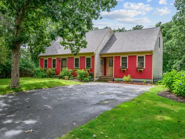42 Triangle Circle, Sandwich, MA 02563