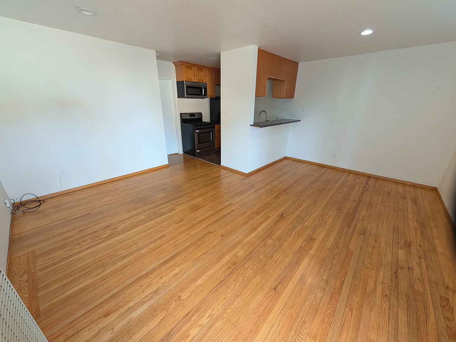 1 bed, 625 sqft, $2,200 — Photo 3