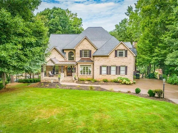 8914 Linden Grove Ct, Sherrills Ford, NC 28673