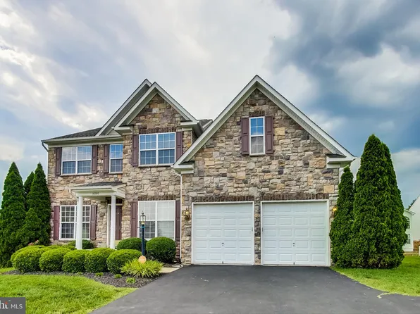 16185 Eagle Beak Cir, Woodbridge, VA 22191