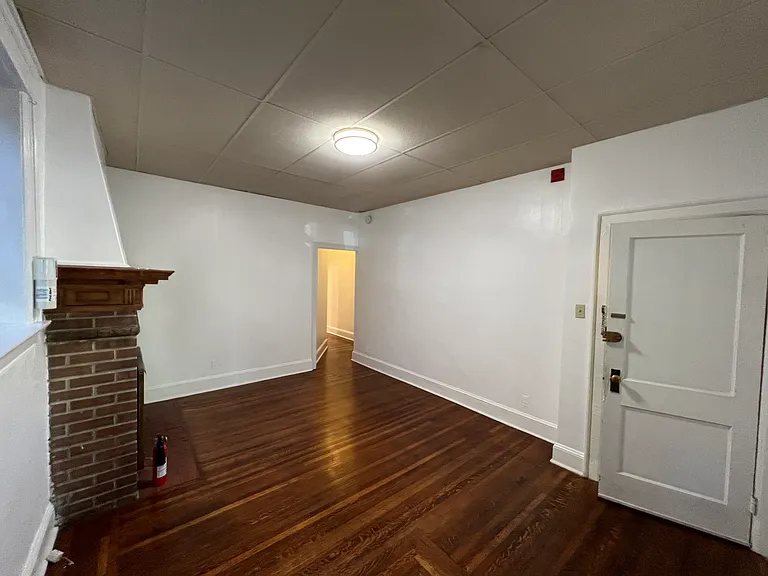 522 S 46th St #1 — Photo 9