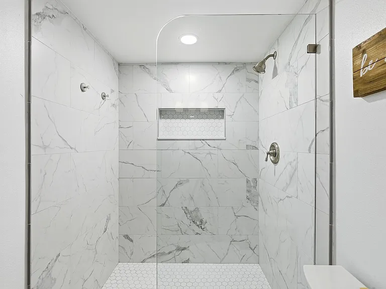 416 Lake June Rd — Photo 23