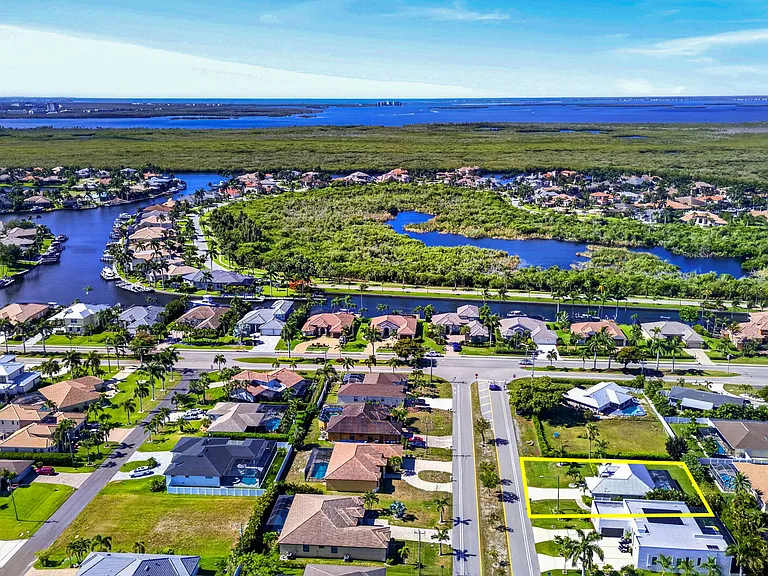 5422 Agualinda Blvd — Photo 41