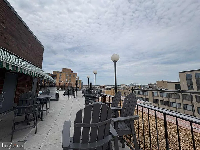 1420 N St NW #1010 — Photo 5