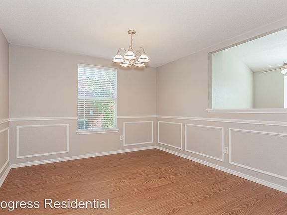 03-DiningRoom
