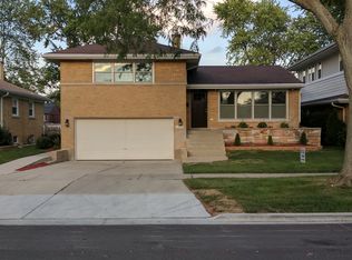 1213 Ostrander Ave, La Grange Park, IL 60526