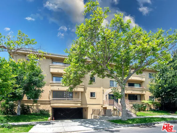 821 N Formosa Ave APT 303, Los Angeles, CA 90046