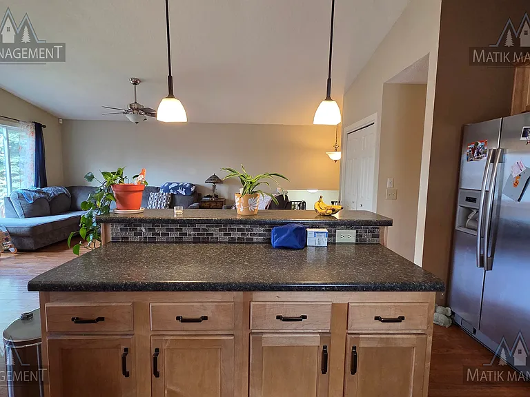 2609 25th St NW — Photo 13