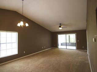 2139 Elm St APT 305, Dunedin, FL 34698