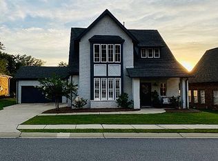 824 Fieldstown Cir, Gardendale, AL 35071