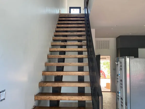 Edge Luxury Townhomes, 625 Gant St #2, Jonesboro, AR 72401