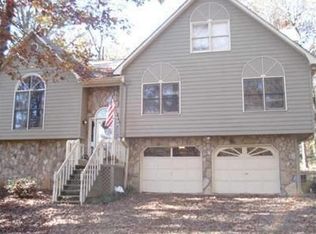 1213 Red Fox Cir, Woodstock, GA 30188