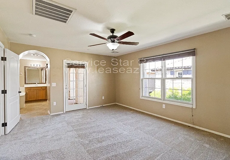860 S Huish Dr — Photo 13