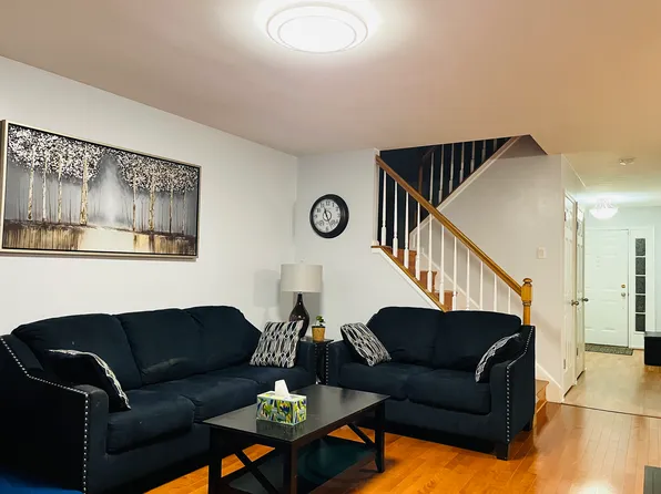2204 Stech Dr, Bridgewater, NJ 08807