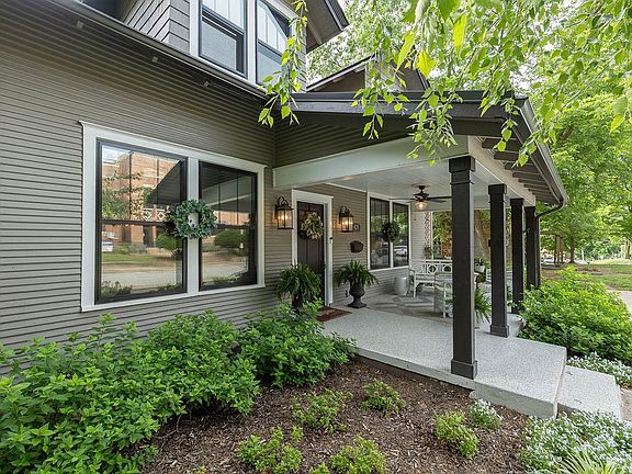 3rd image of 426 N Highland Ave