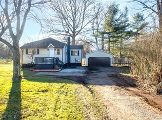 4422 Hopkins Rd, Youngstown, OH 44511