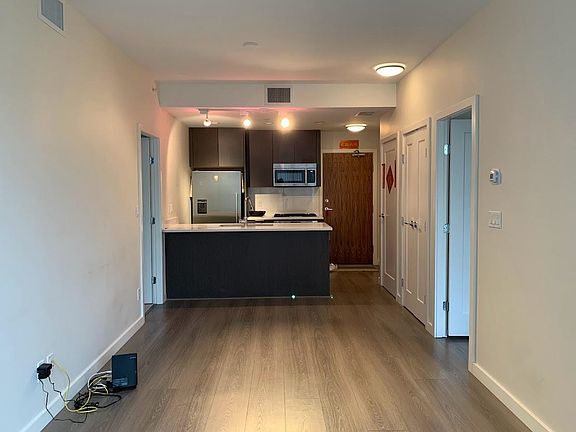 2nd image of 3333 Sexsmith Rd #6F