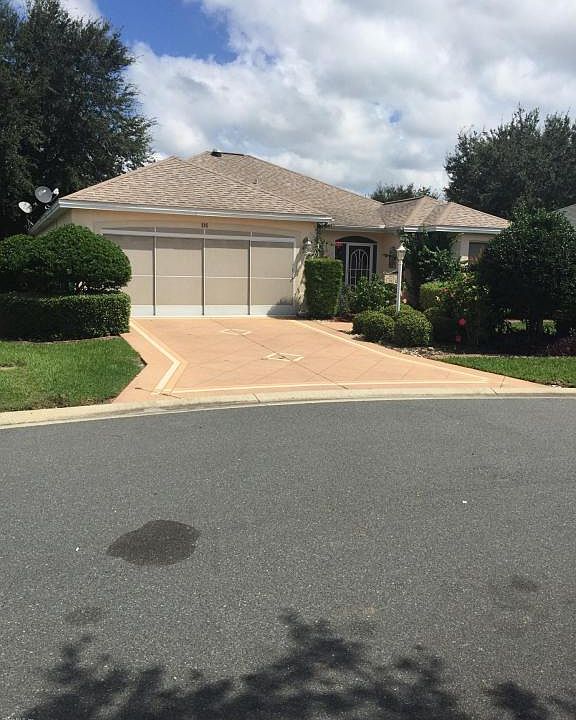 1st image of 395 Laurel Ln