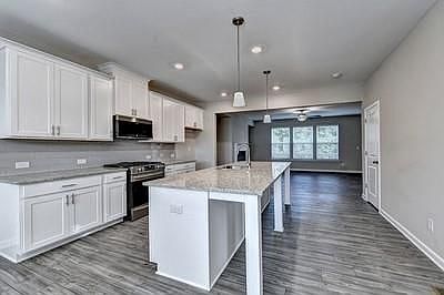 4th image of 4635 White Buckeye Dr