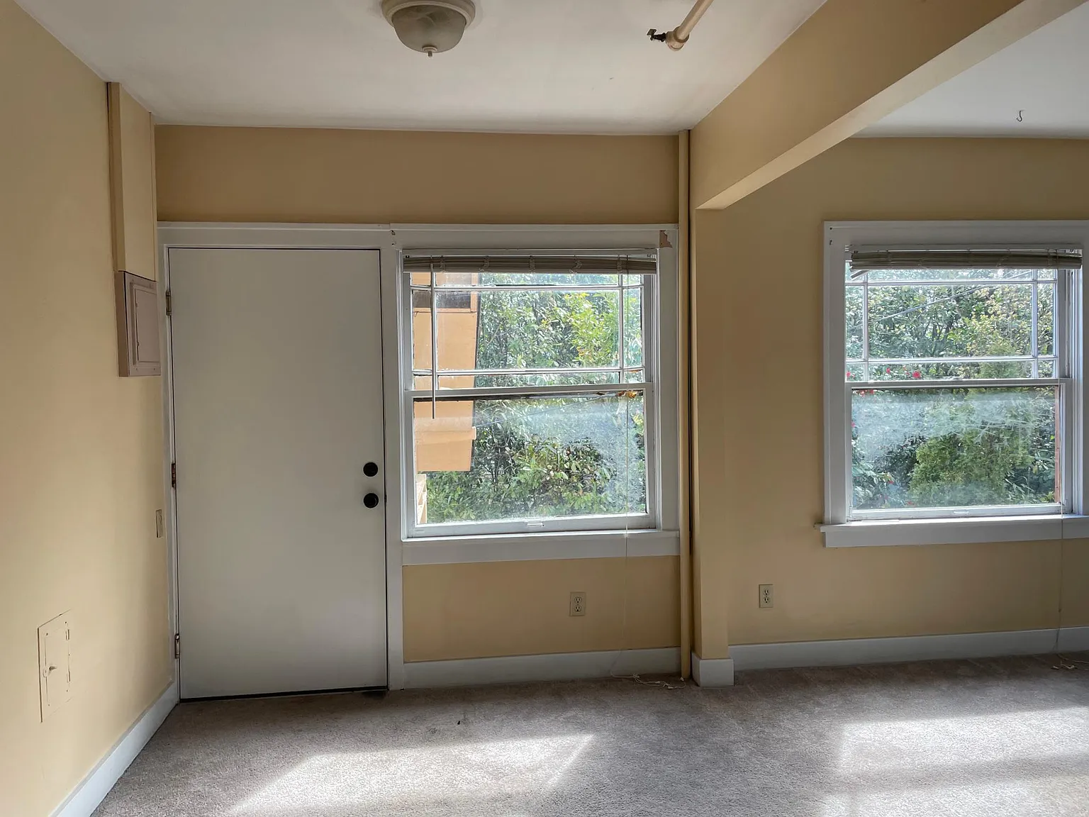 1 bed, 816 sqft, $1,600 — Photo 3