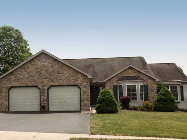 512 Russell Ave, Douglassville, PA 19518