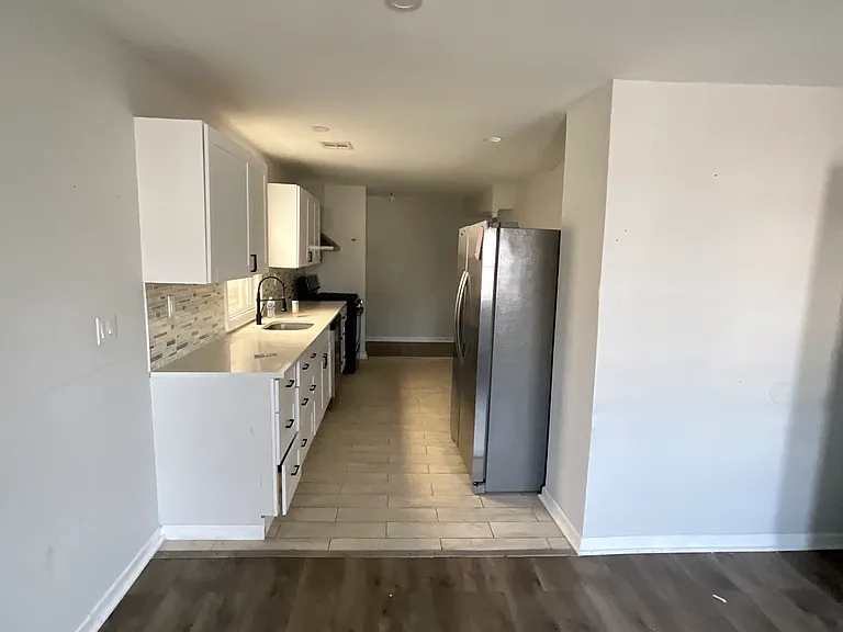 101 Highland Ave #2 — Photo 11