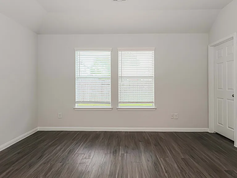 5530 Plantation Forest Dr — Photo 20