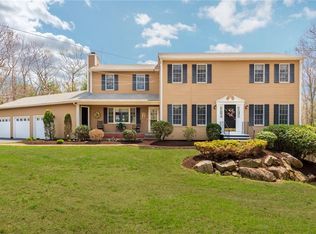 1340 Hope Rd, Hope, RI 02831