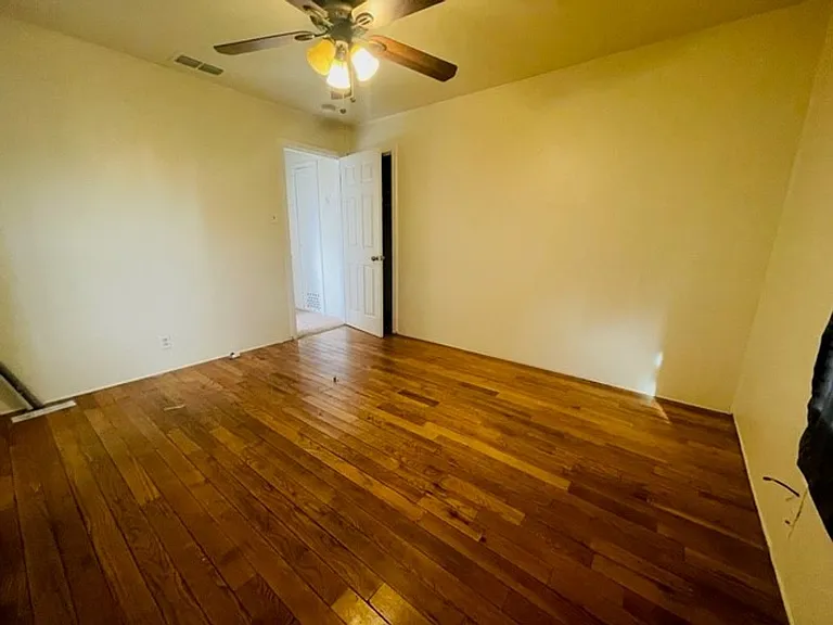 1002 W Deming St — Photo 9